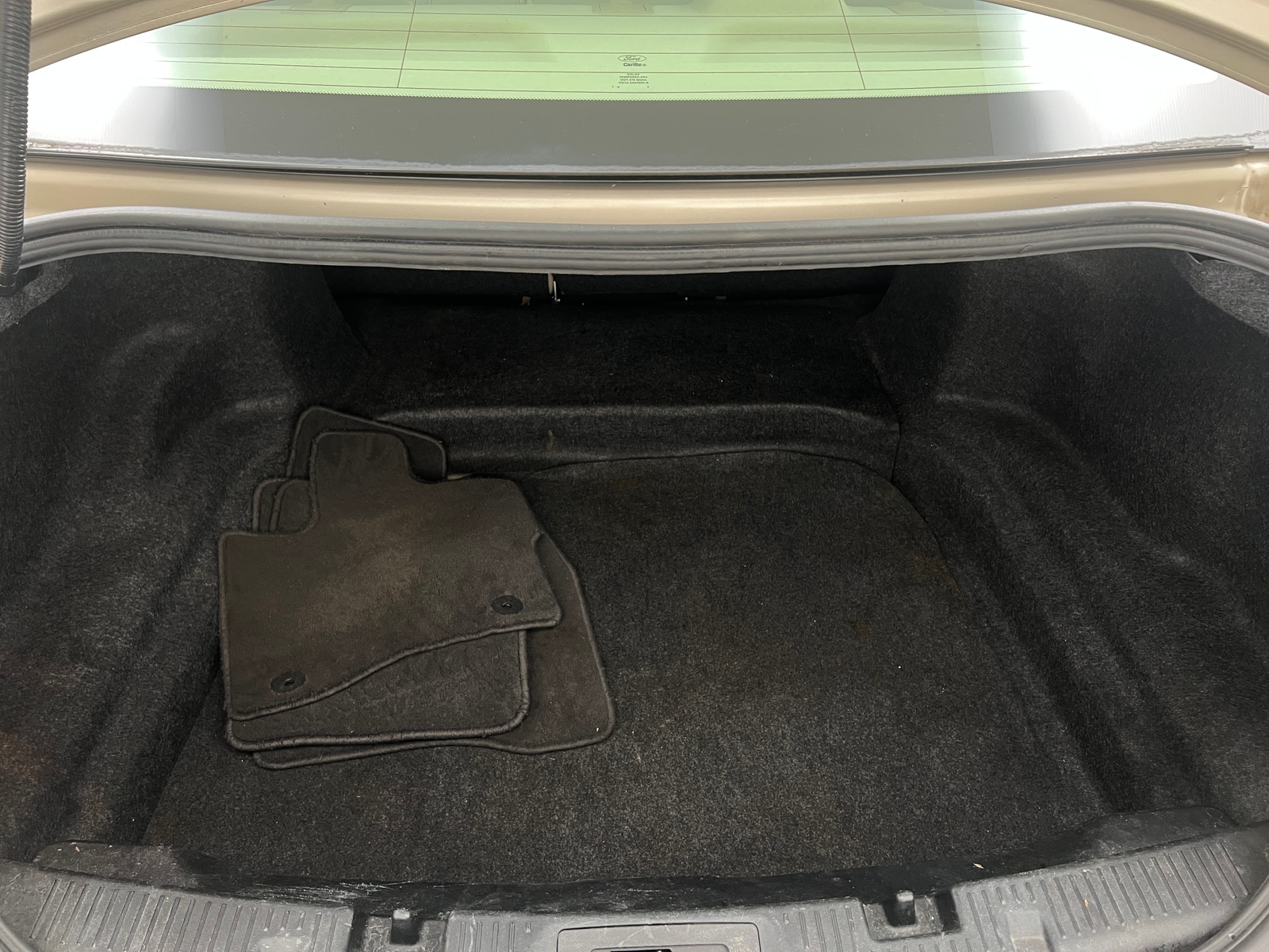 Thumbnail: 2018 Ford Taurus - 7