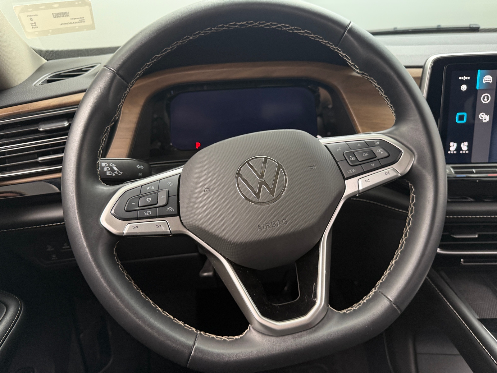 Thumbnail: 2024 Volkswagen Atlas - 4