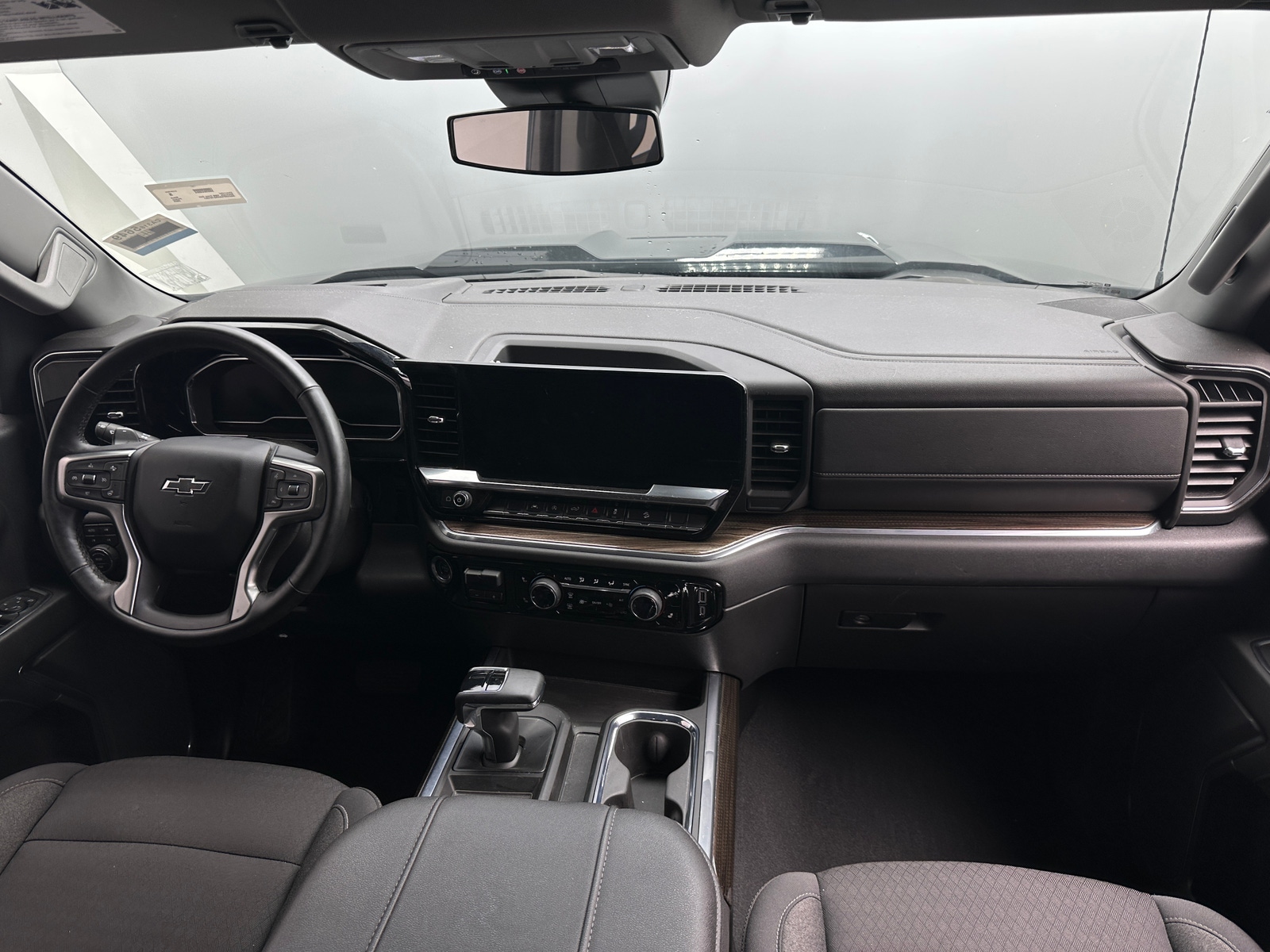 Thumbnail: 2024 Chevrolet Silverado 1500 - 2