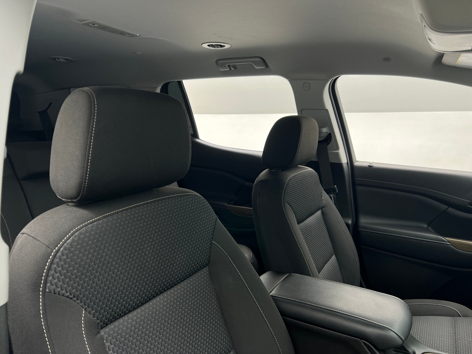 Thumbnail: 2023 GMC Acadia - 2