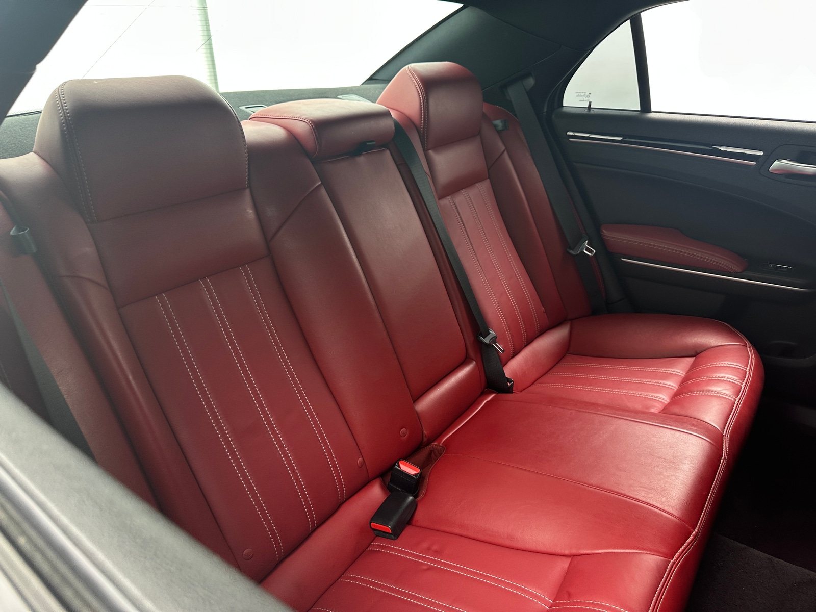 Thumbnail: 2020 Chrysler 300 - 5