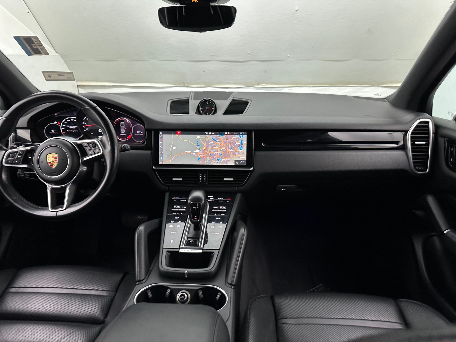 Thumbnail: 2021 Porsche Cayenne - 2