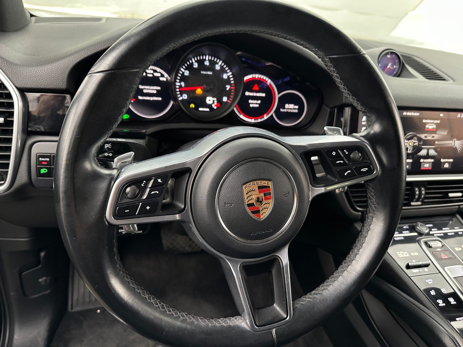 Thumbnail: 2021 Porsche Cayenne - 4