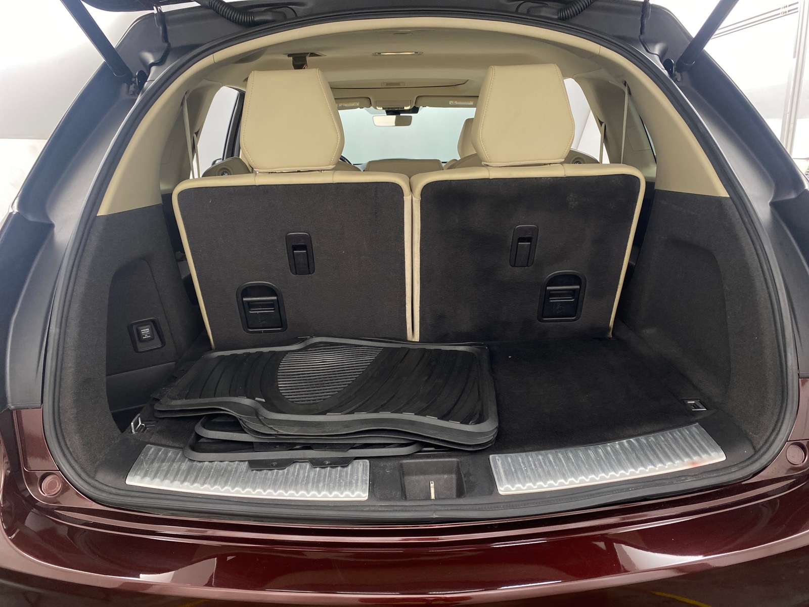 Thumbnail: 2017 Acura MDX - 6