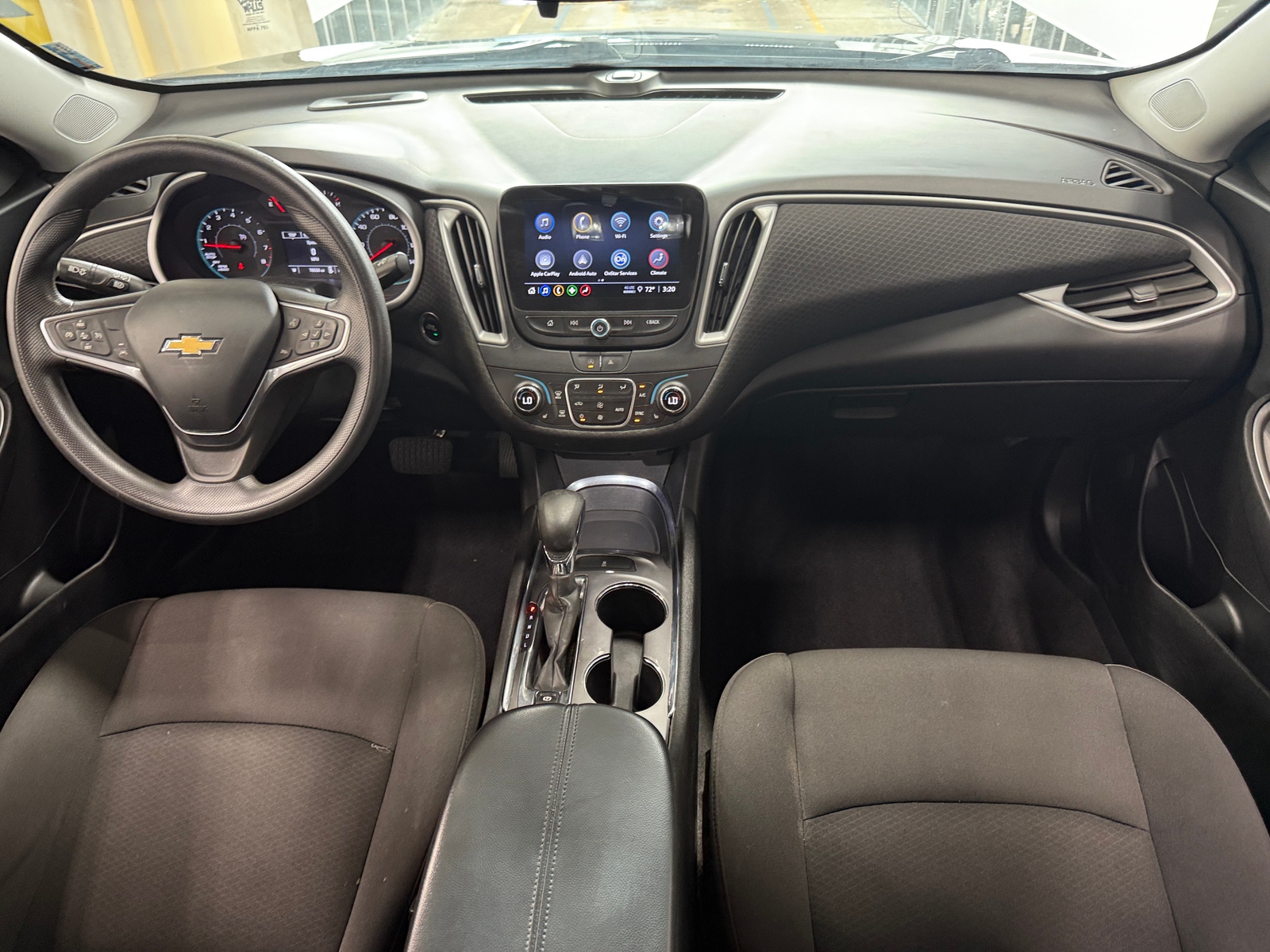 Thumbnail: 2023 Chevrolet Malibu - 3