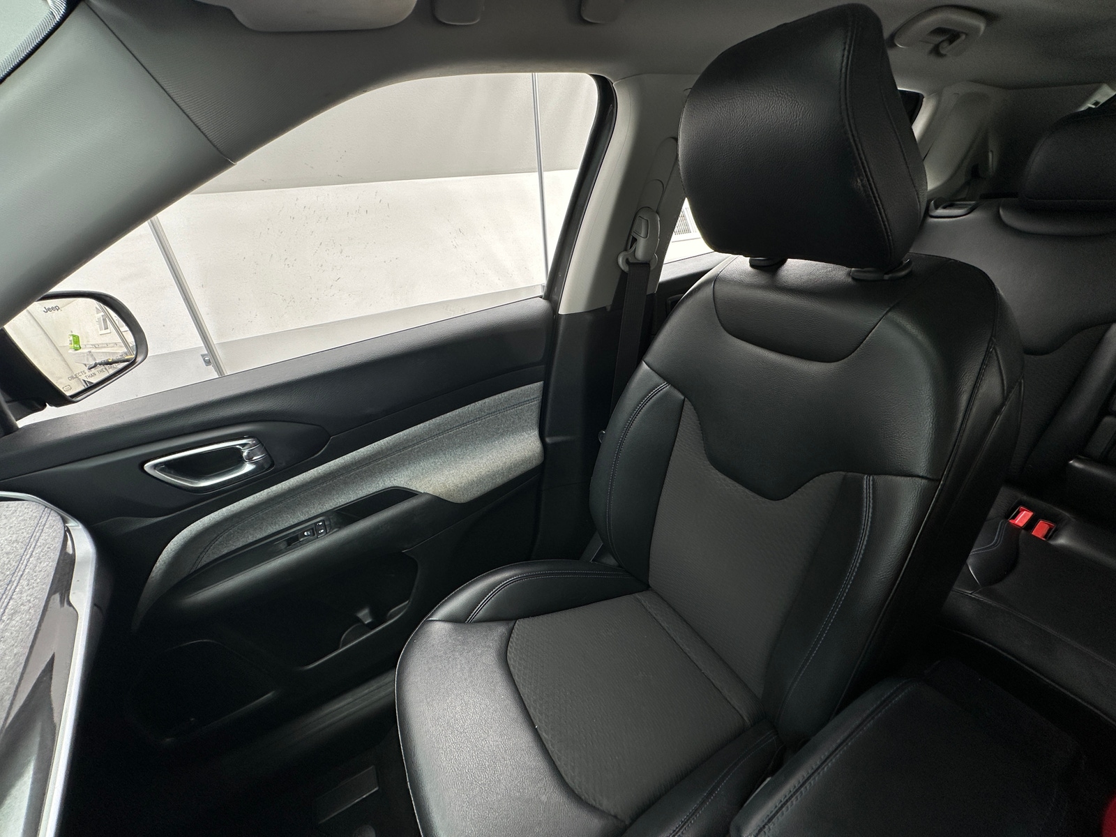 Thumbnail: 2022 Jeep Compass - 2