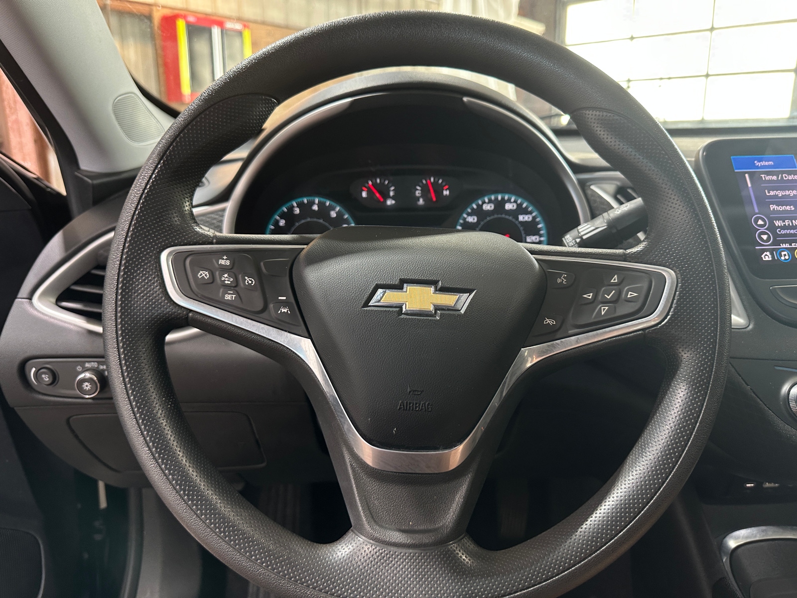 Thumbnail: 2022 Chevrolet Malibu - 5