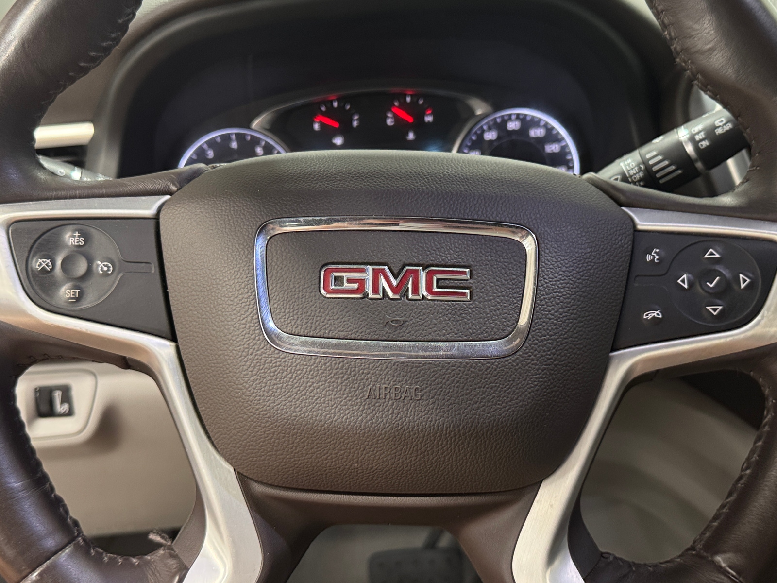 Thumbnail: 2017 GMC Acadia - 4
