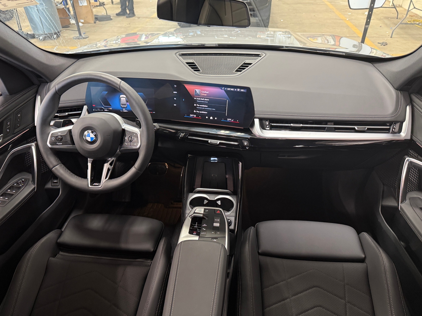 Thumbnail: 2025 BMW X1 - 2