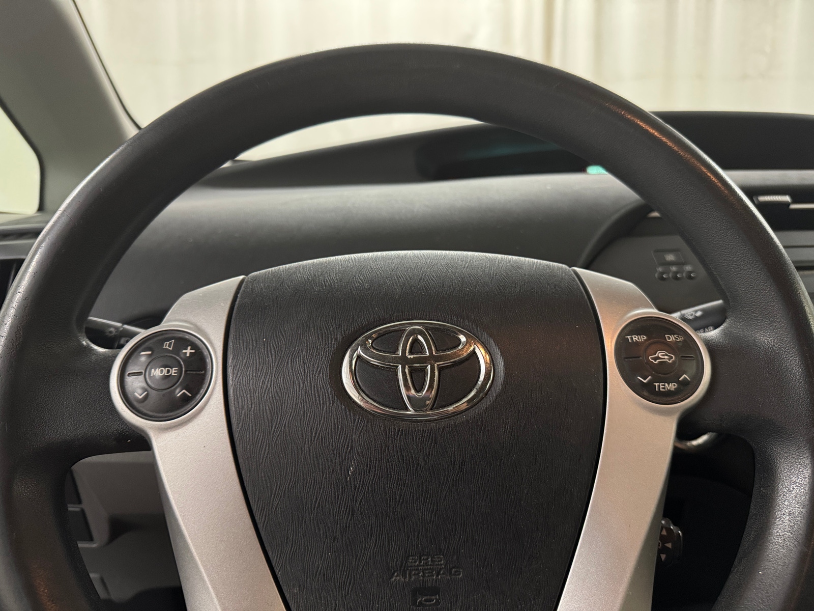 Thumbnail: 2011 Toyota Prius - 5