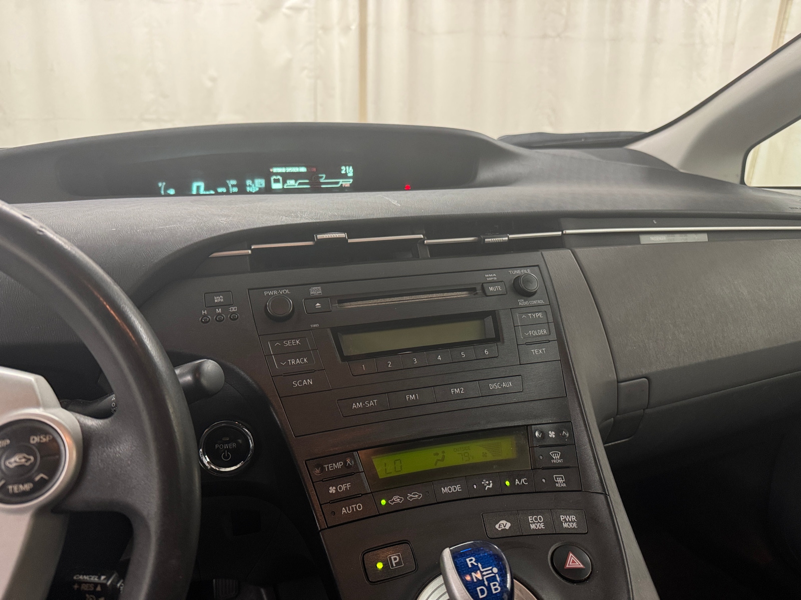 Thumbnail: 2011 Toyota Prius - 4