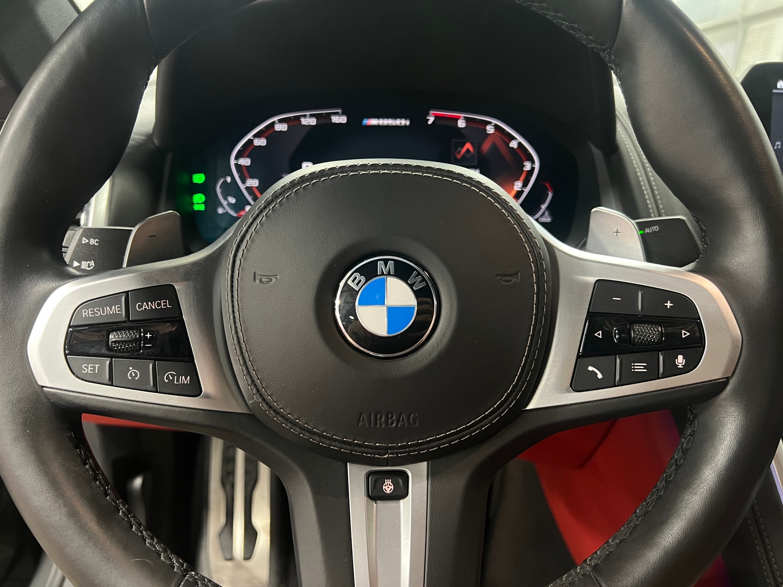 Thumbnail: 2019 BMW 8 Series - 5