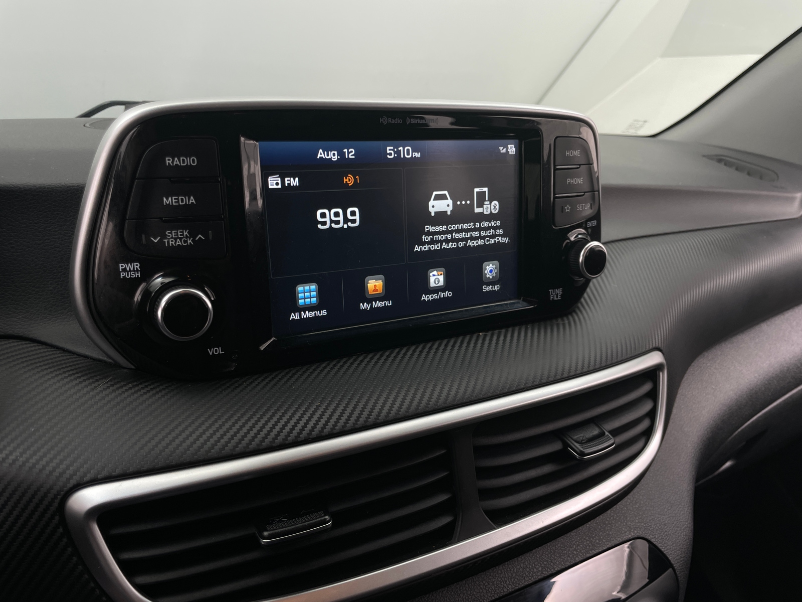 Thumbnail: 2019 Hyundai Tucson - 4