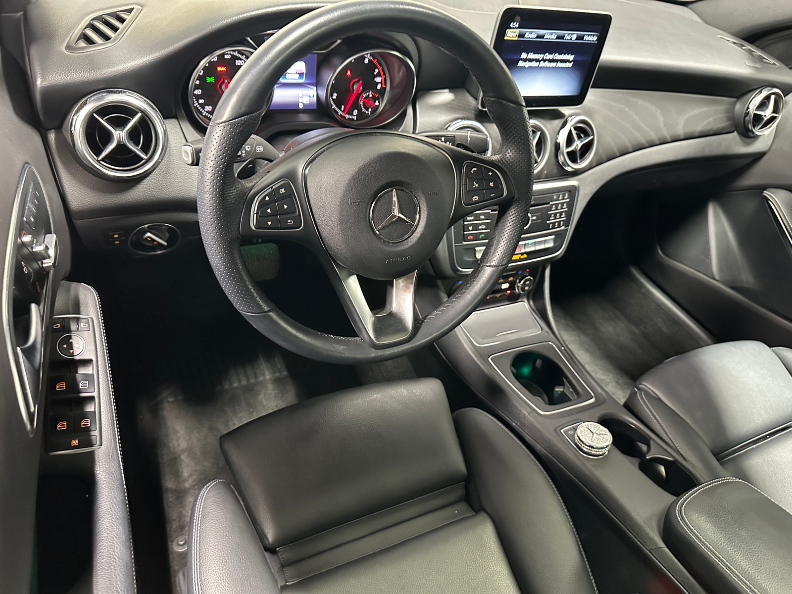 Thumbnail: 2019 Mercedes-Benz GLA - 2