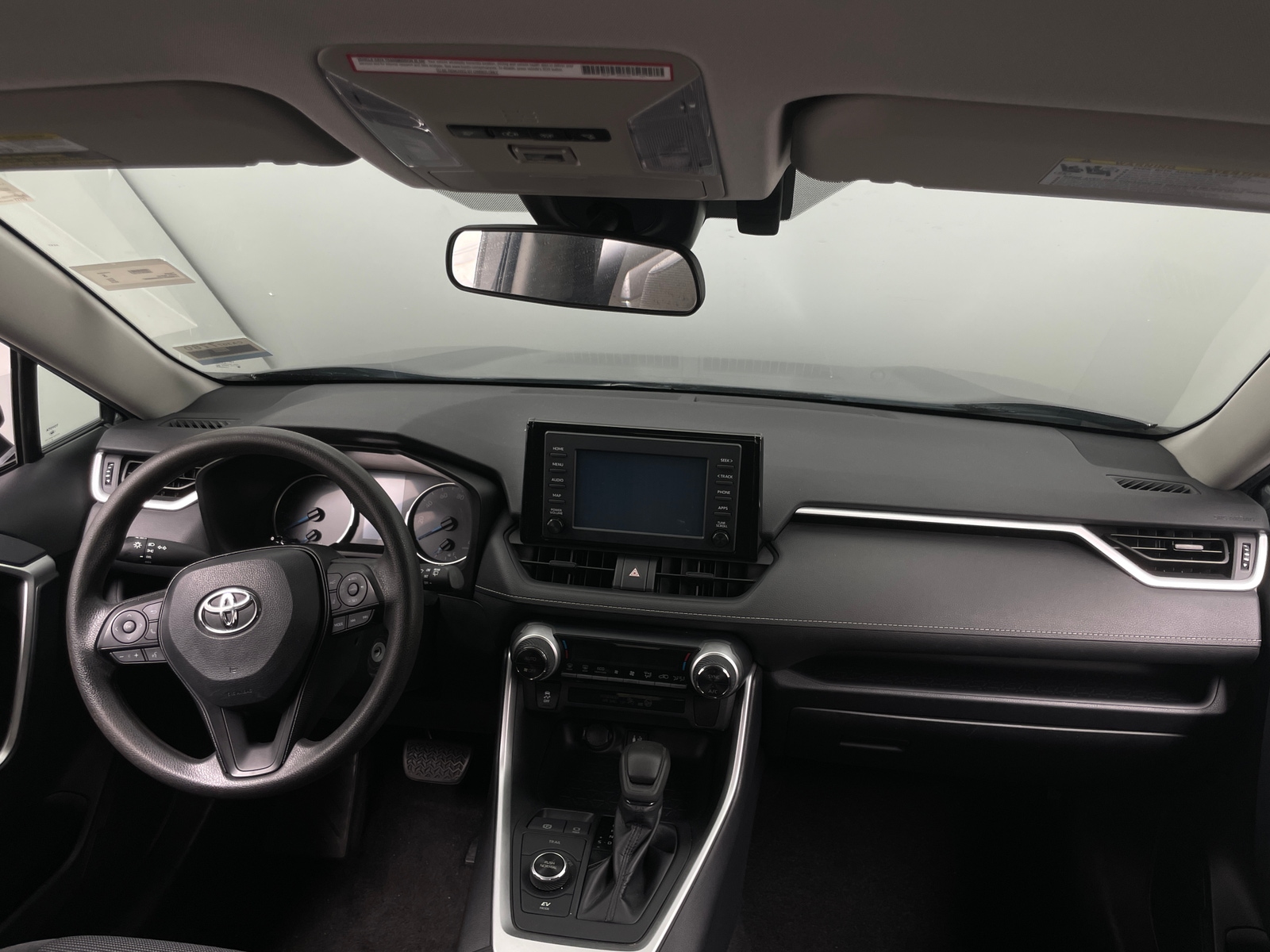 Thumbnail: 2019 Toyota RAV4 - 3