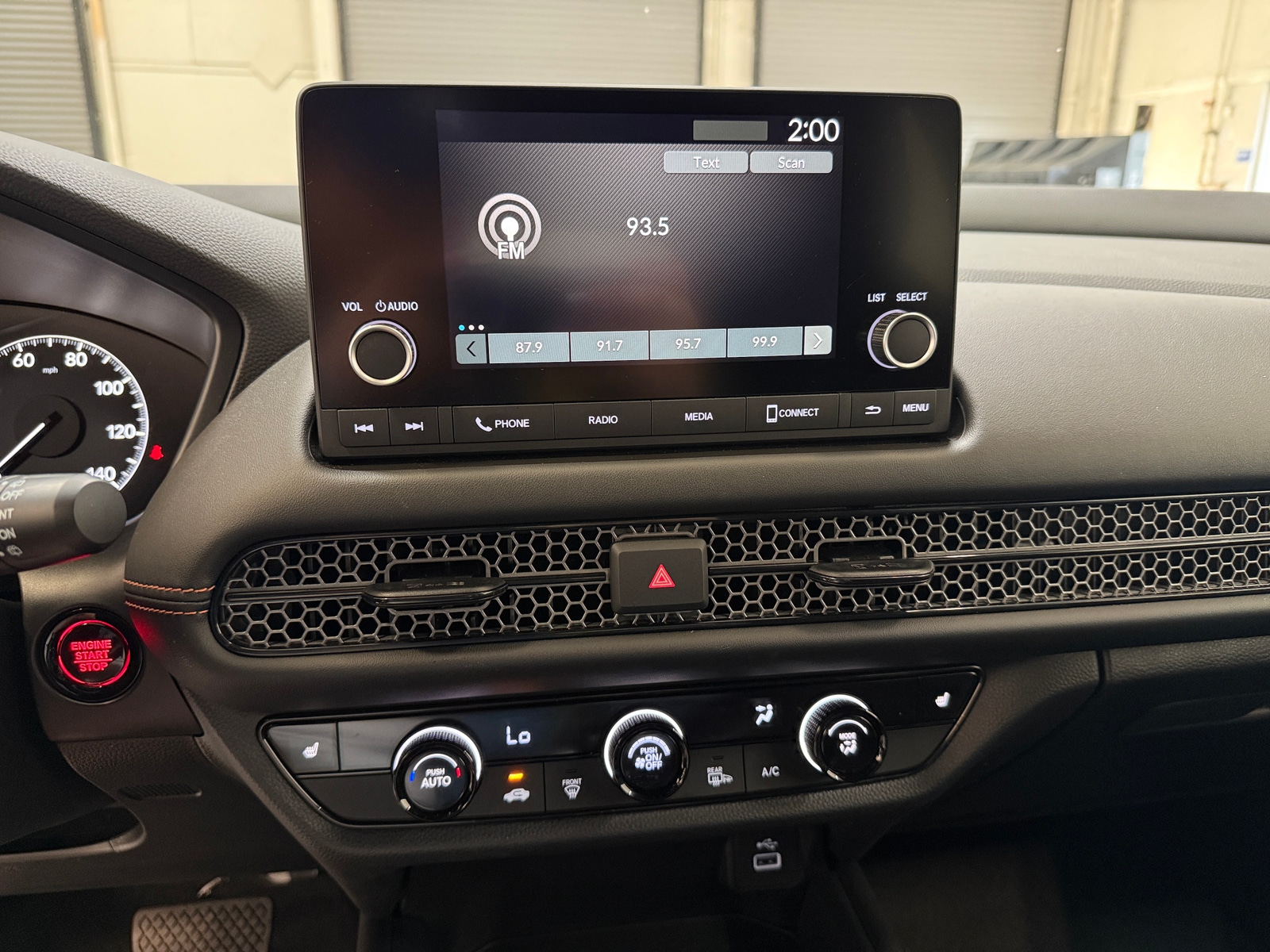 Thumbnail: 2025 Honda HR-V - 4