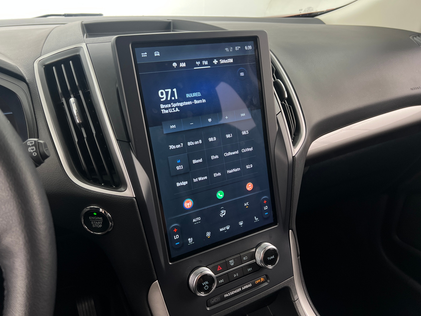 Thumbnail: 2023 Ford Edge - 3