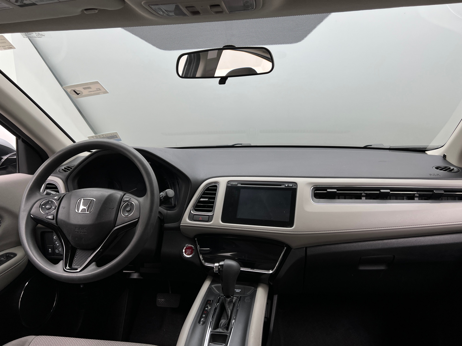 Thumbnail: 2016 Honda HR-V - 3