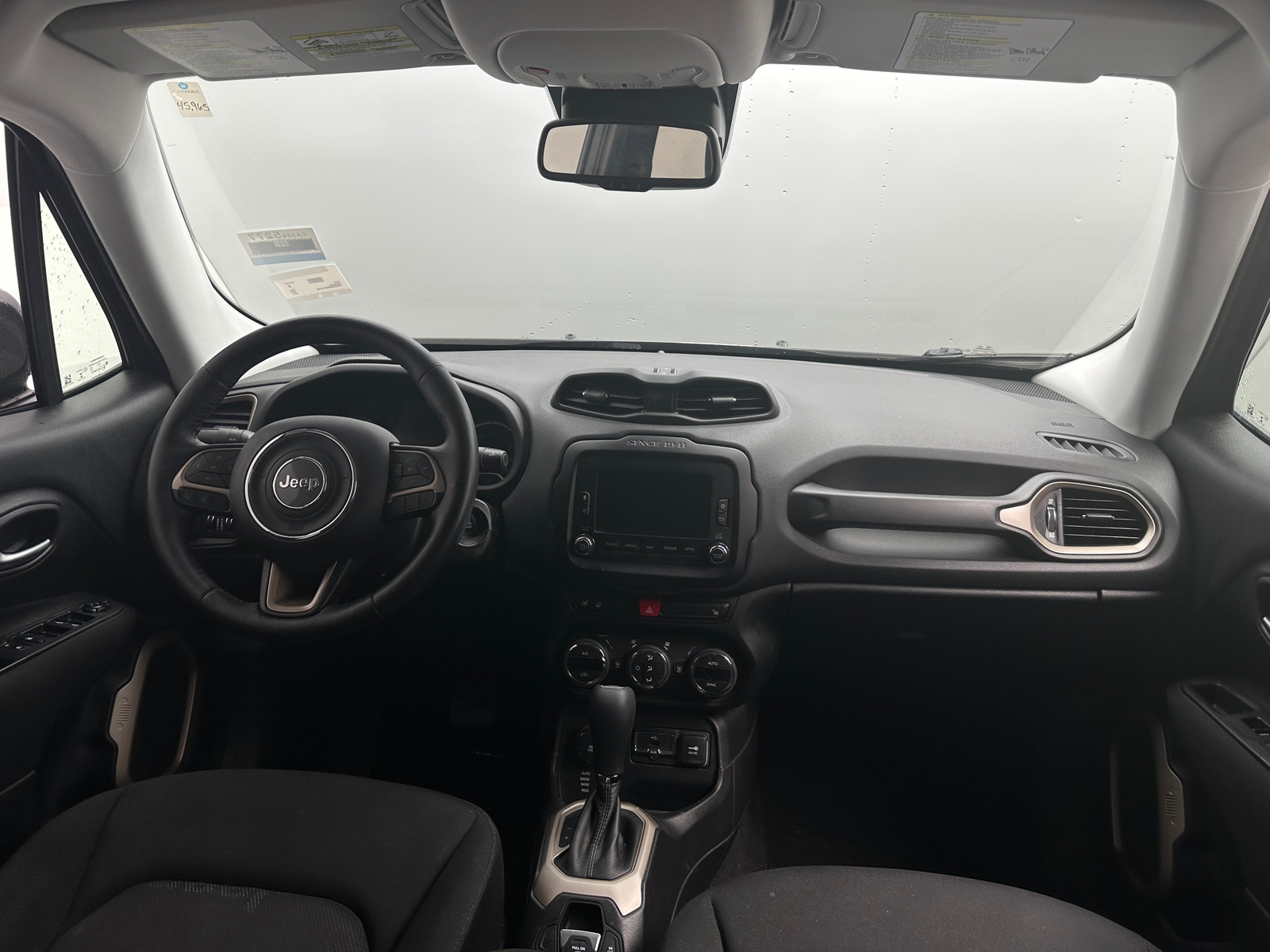Thumbnail: 2017 Jeep Renegade - 3