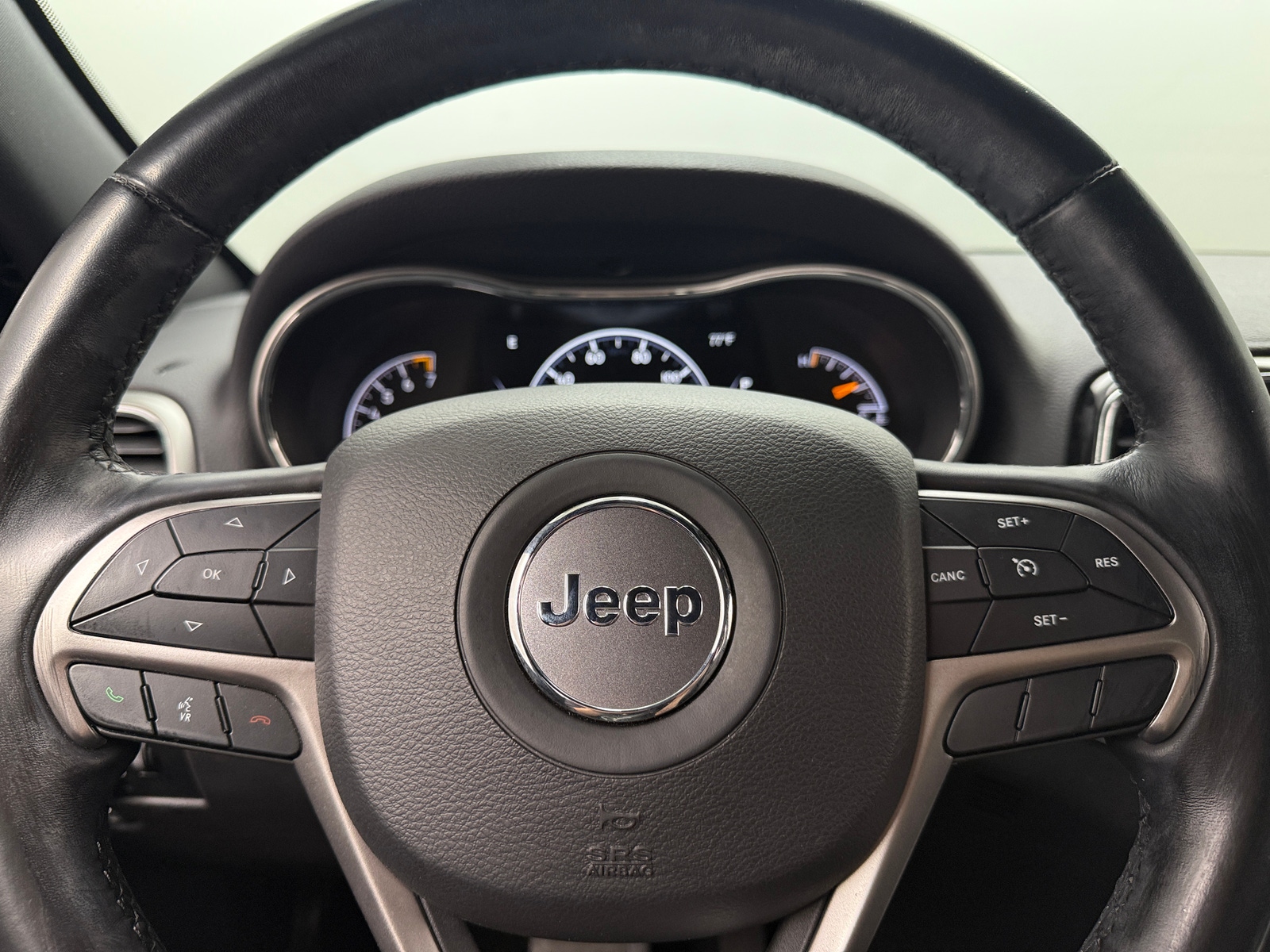 Thumbnail: 2020 Jeep Grand Cherokee - 4