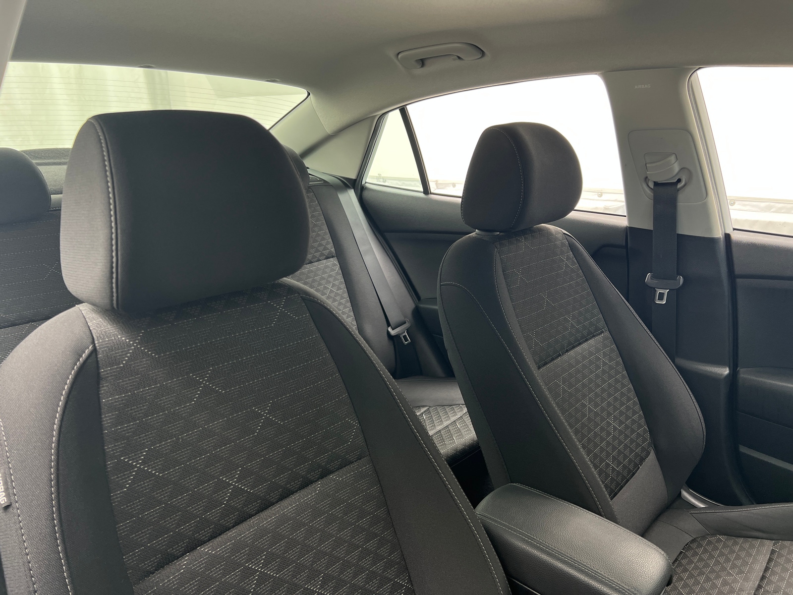Thumbnail: 2019 Kia Rio - 2