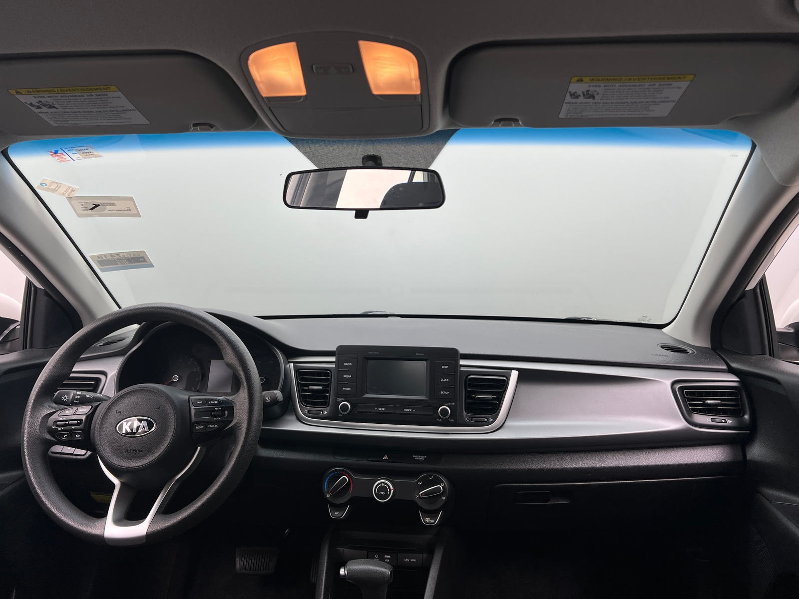 Thumbnail: 2019 Kia Rio - 3