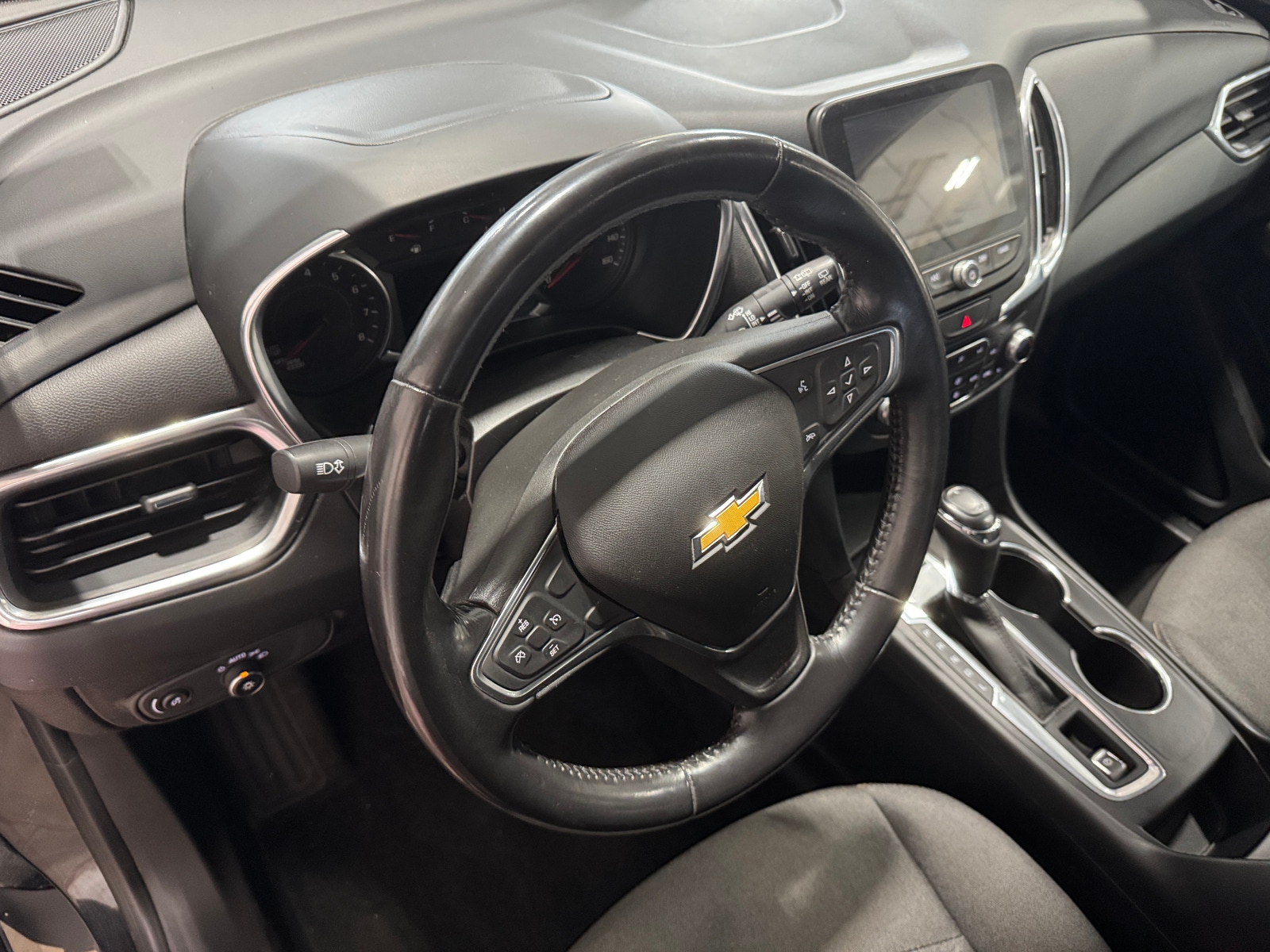 Thumbnail: 2018 Chevrolet Equinox - 3