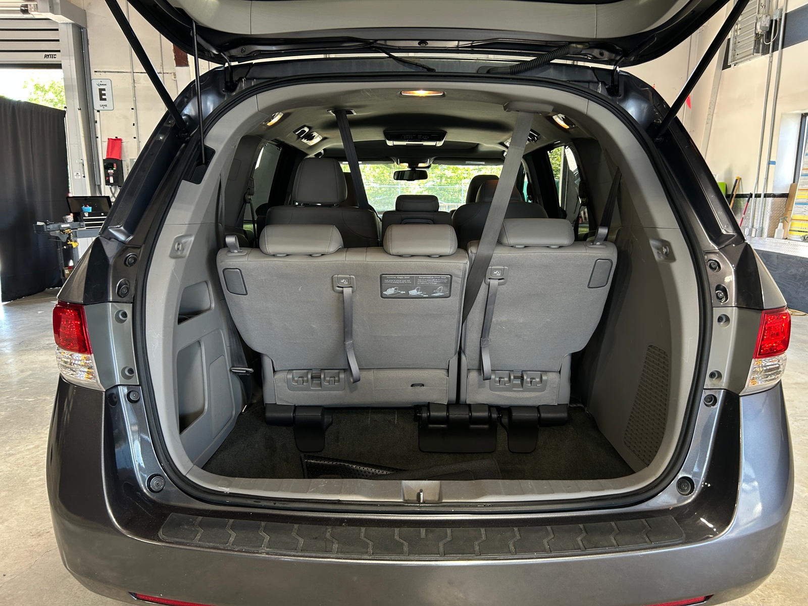 Thumbnail: 2016 Honda Odyssey - 6