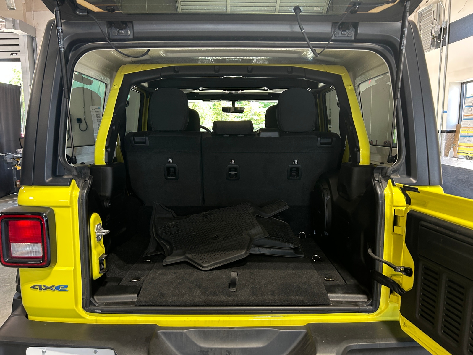 Thumbnail: 2023 Jeep Wrangler - 7