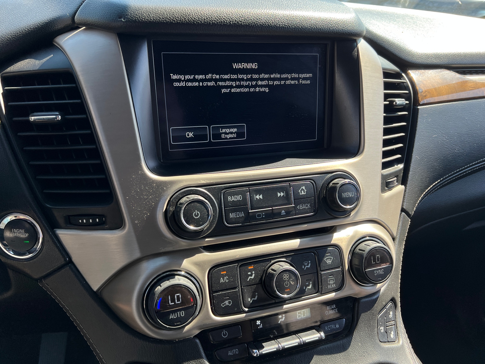 Thumbnail: 2016 GMC Yukon - 3