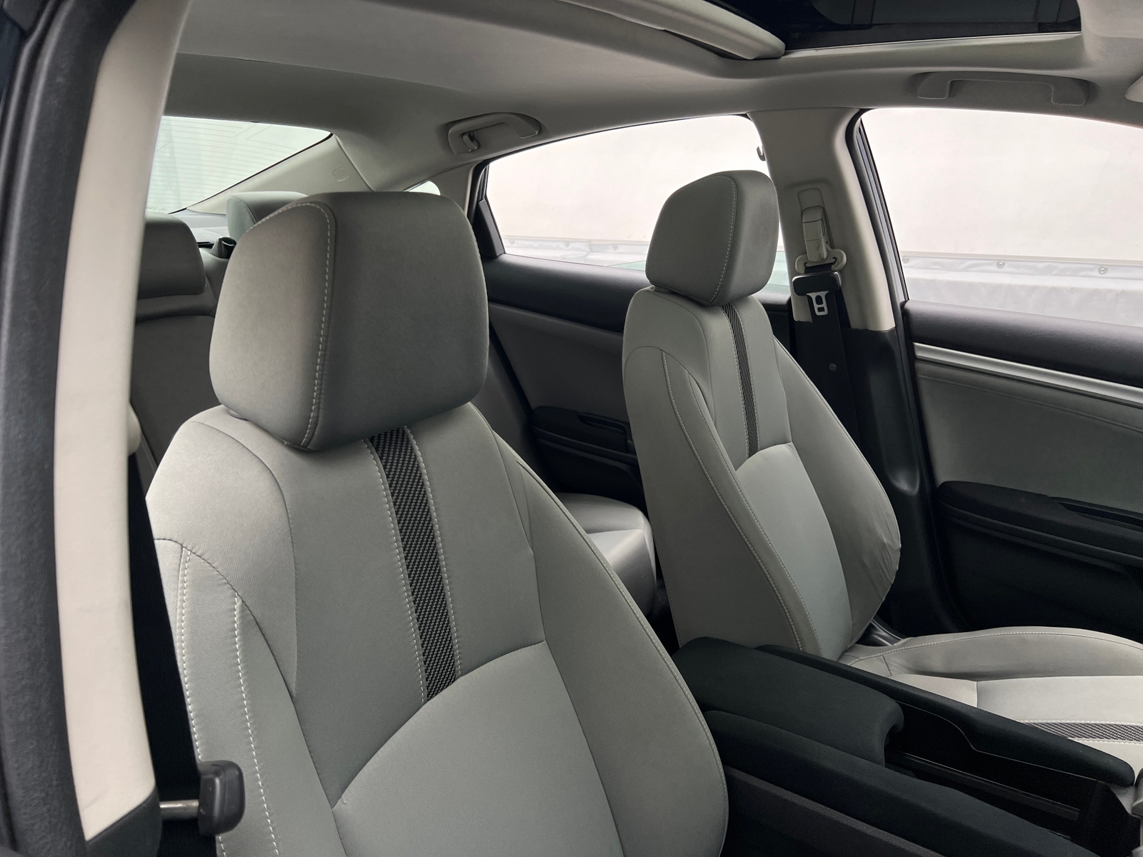 Thumbnail: 2016 Honda Civic - 2