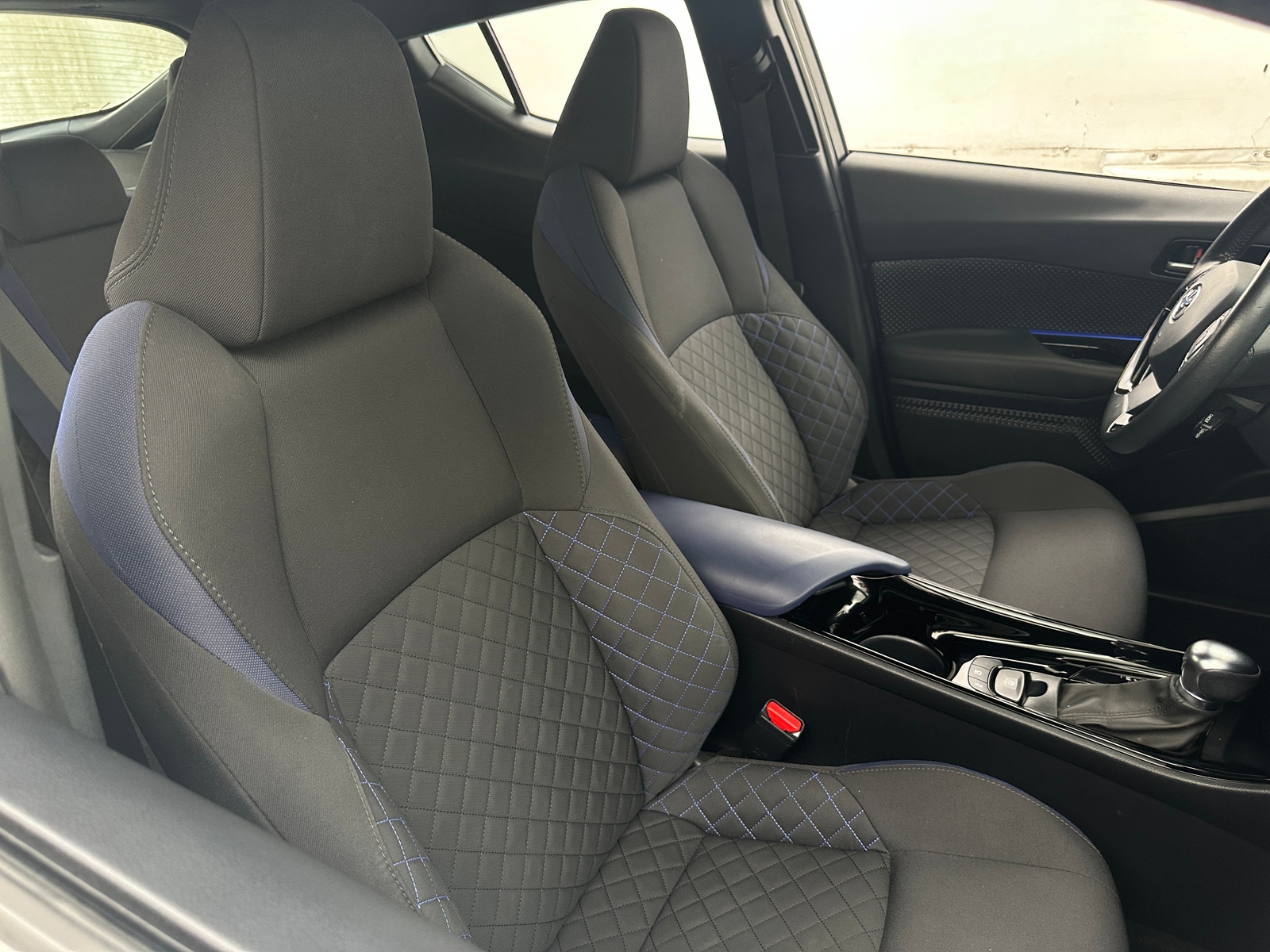 Thumbnail: 2021 Toyota C-HR - 2