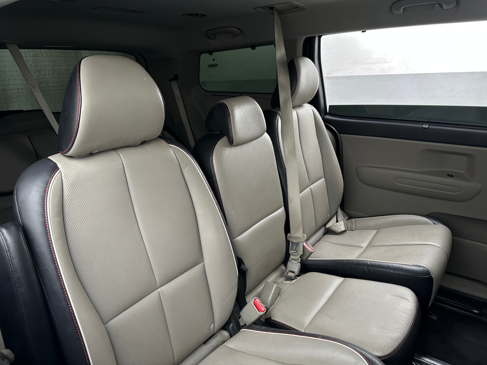 Thumbnail: 2019 Kia Sedona - 5
