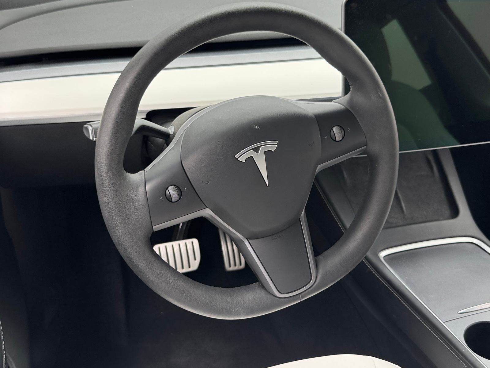 Thumbnail: 2022 Tesla Model Y - 4