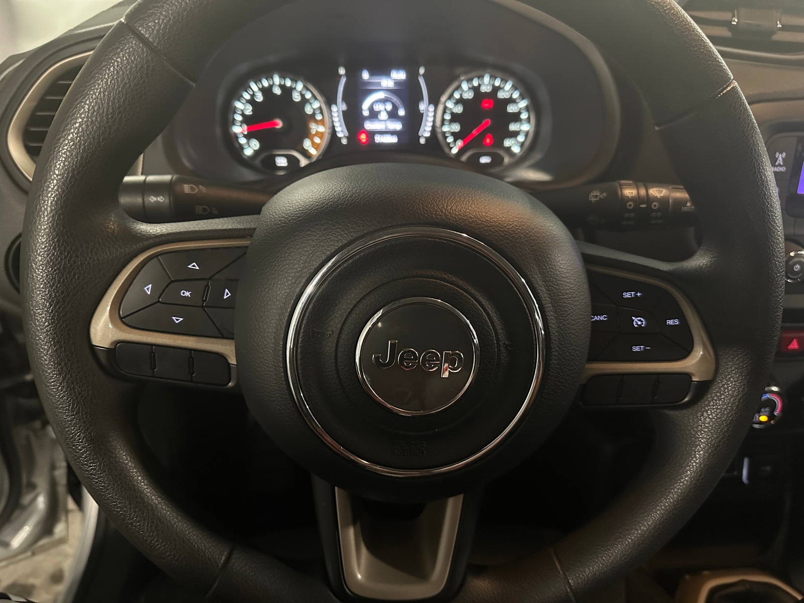 Thumbnail: 2017 Jeep Renegade - 5