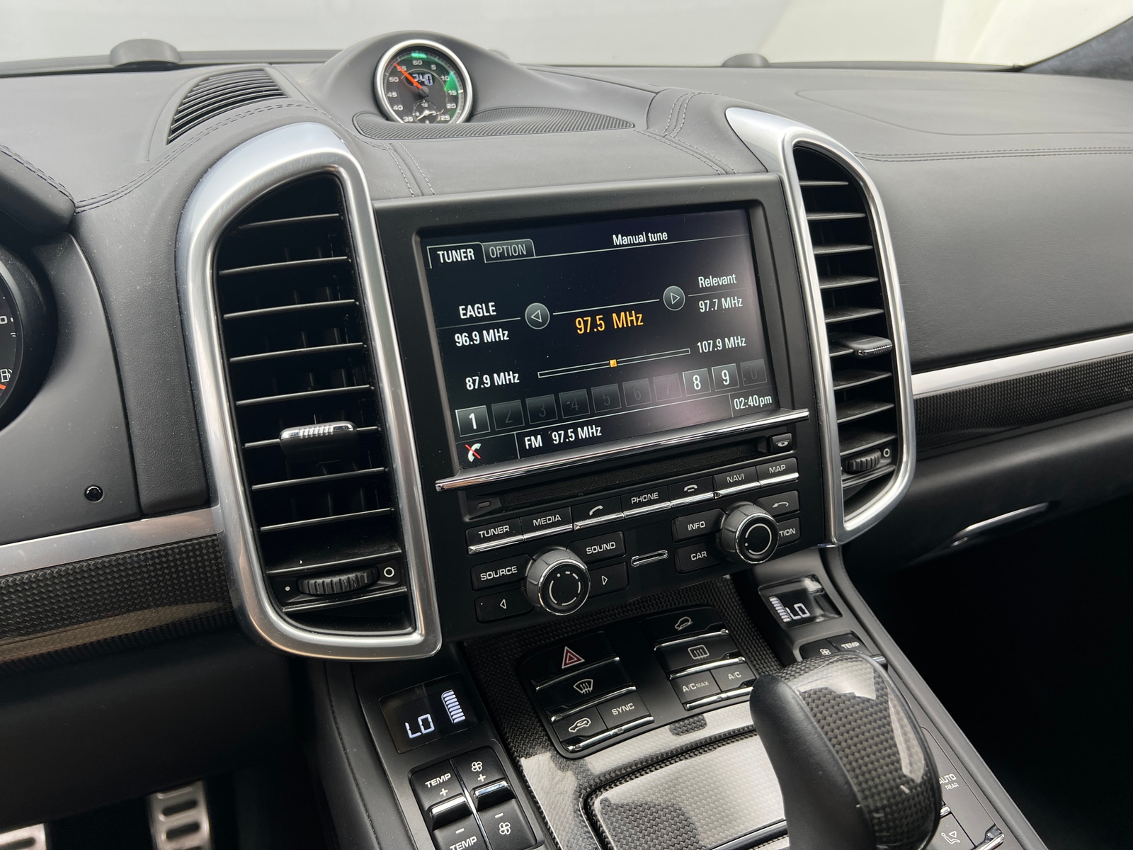 Thumbnail: 2016 Porsche Cayenne - 3
