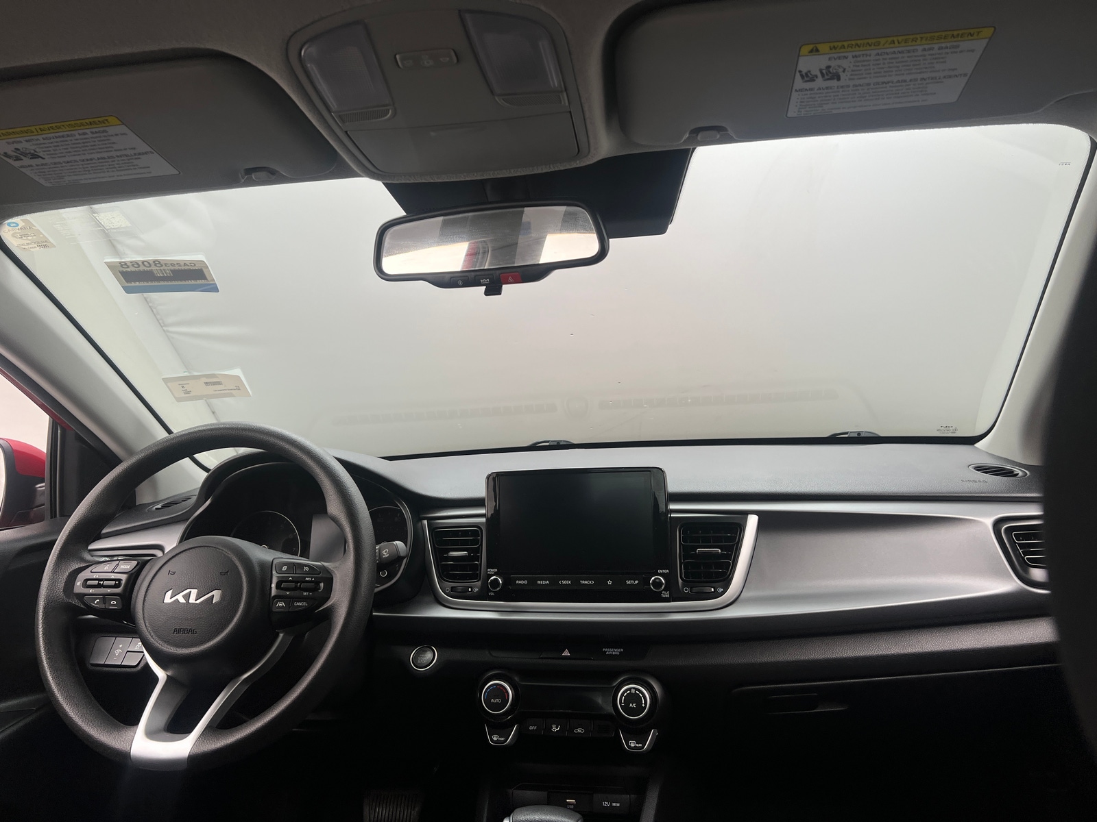 Thumbnail: 2023 Kia Rio - 3