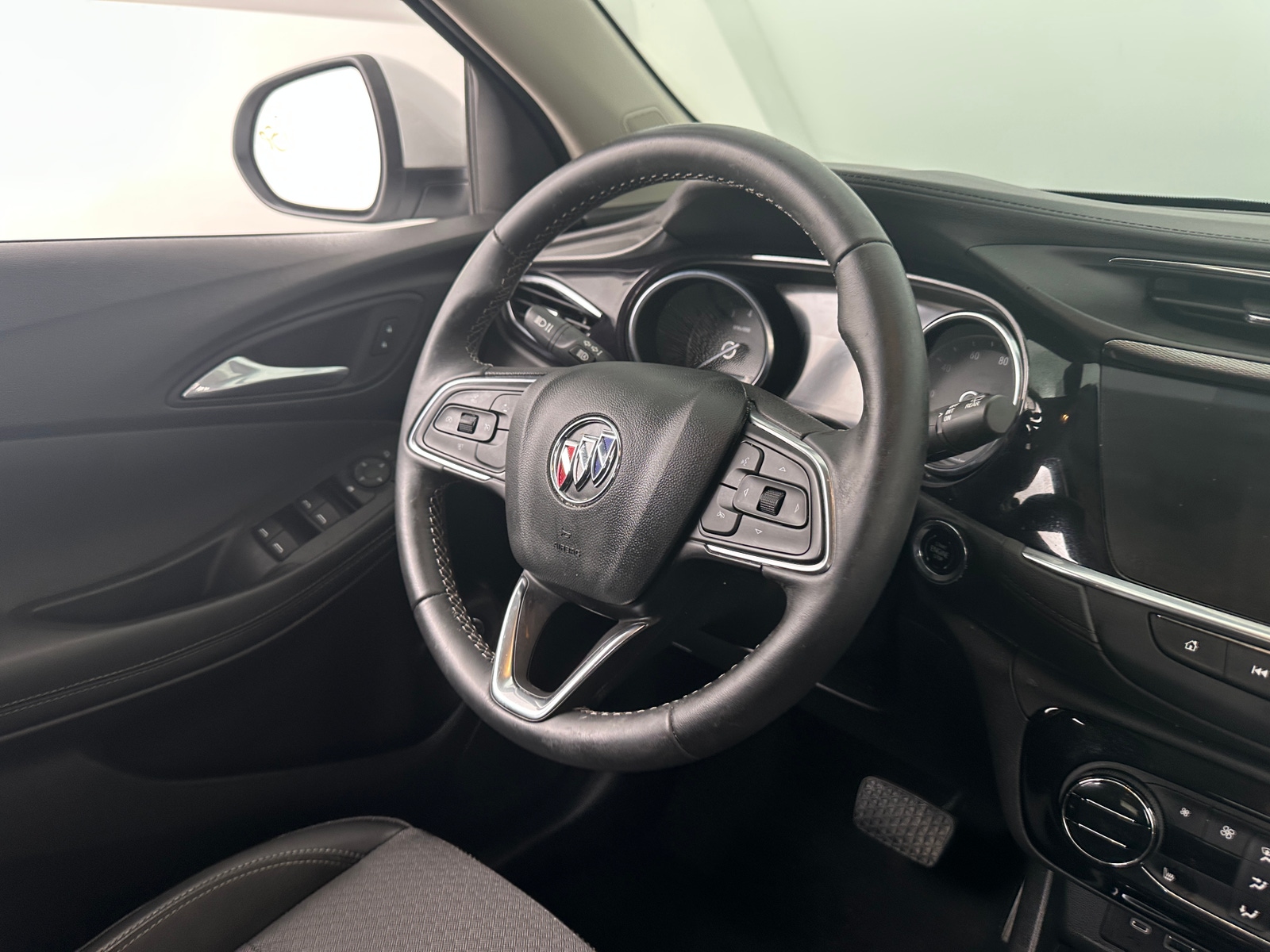 Thumbnail: 2022 Buick Encore GX - 4