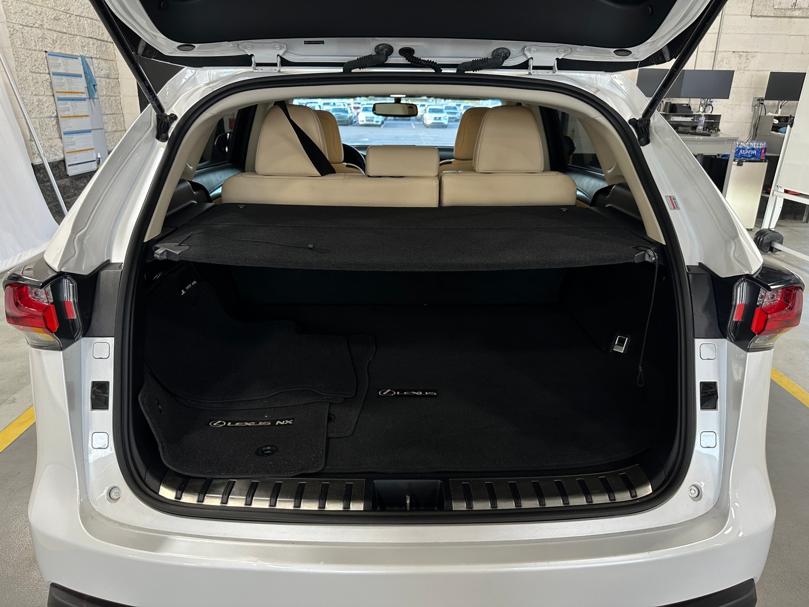 Thumbnail: 2016 Lexus NX - 6