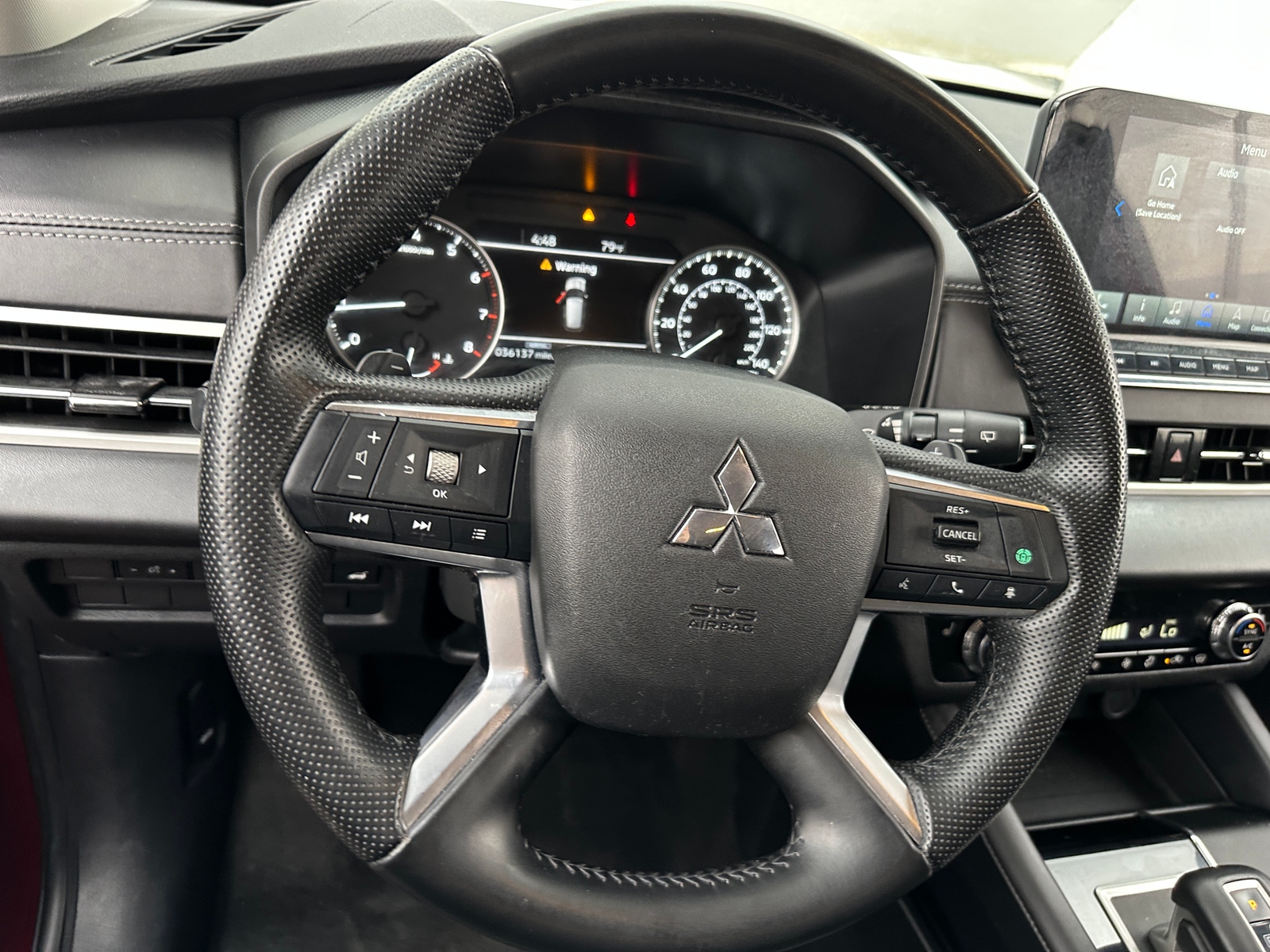 Thumbnail: 2024 Mitsubishi Outlander - 4