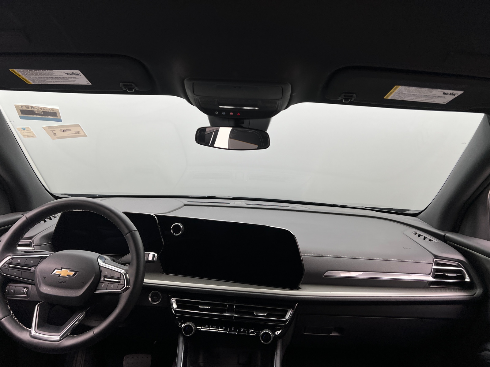 Thumbnail: 2025 Chevrolet Traverse - 3