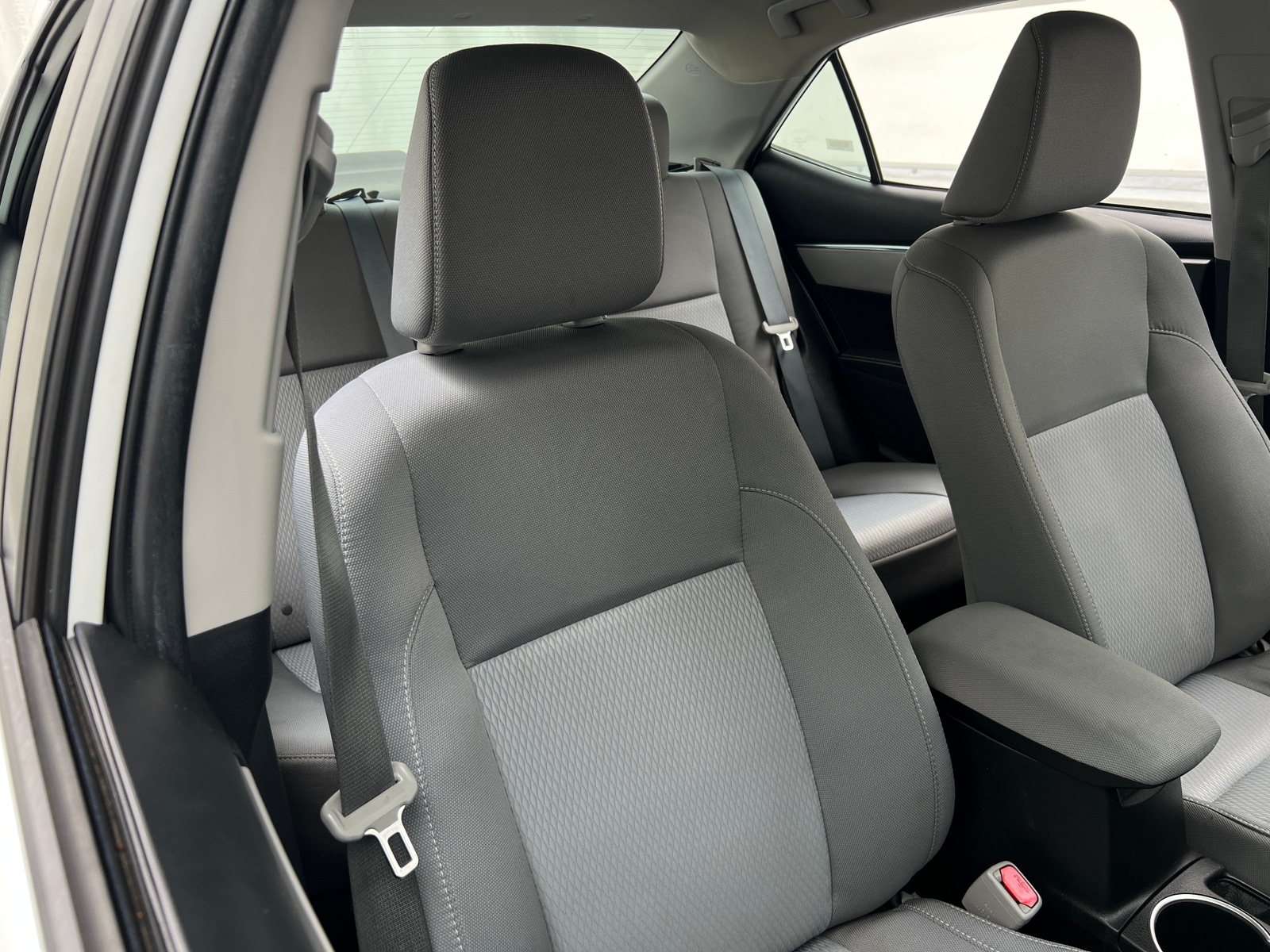 Thumbnail: 2016 Toyota Corolla - 2