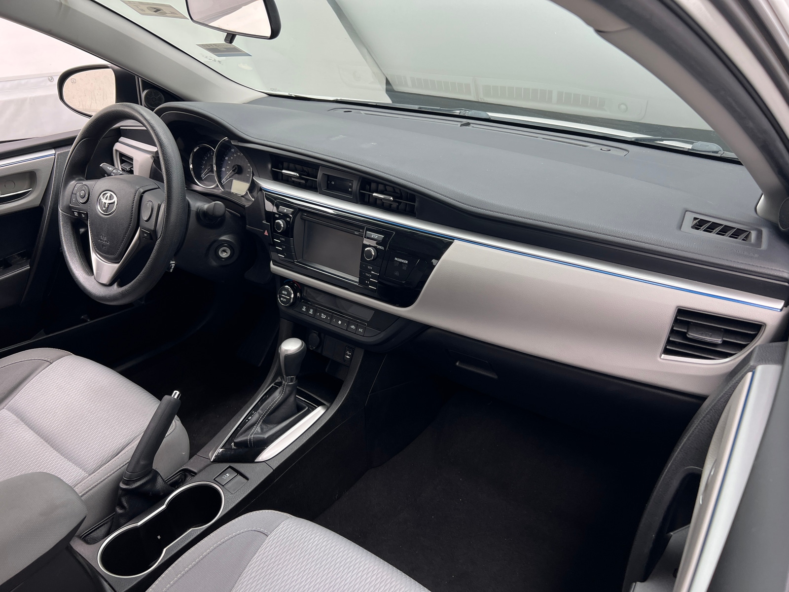 Thumbnail: 2016 Toyota Corolla - 3