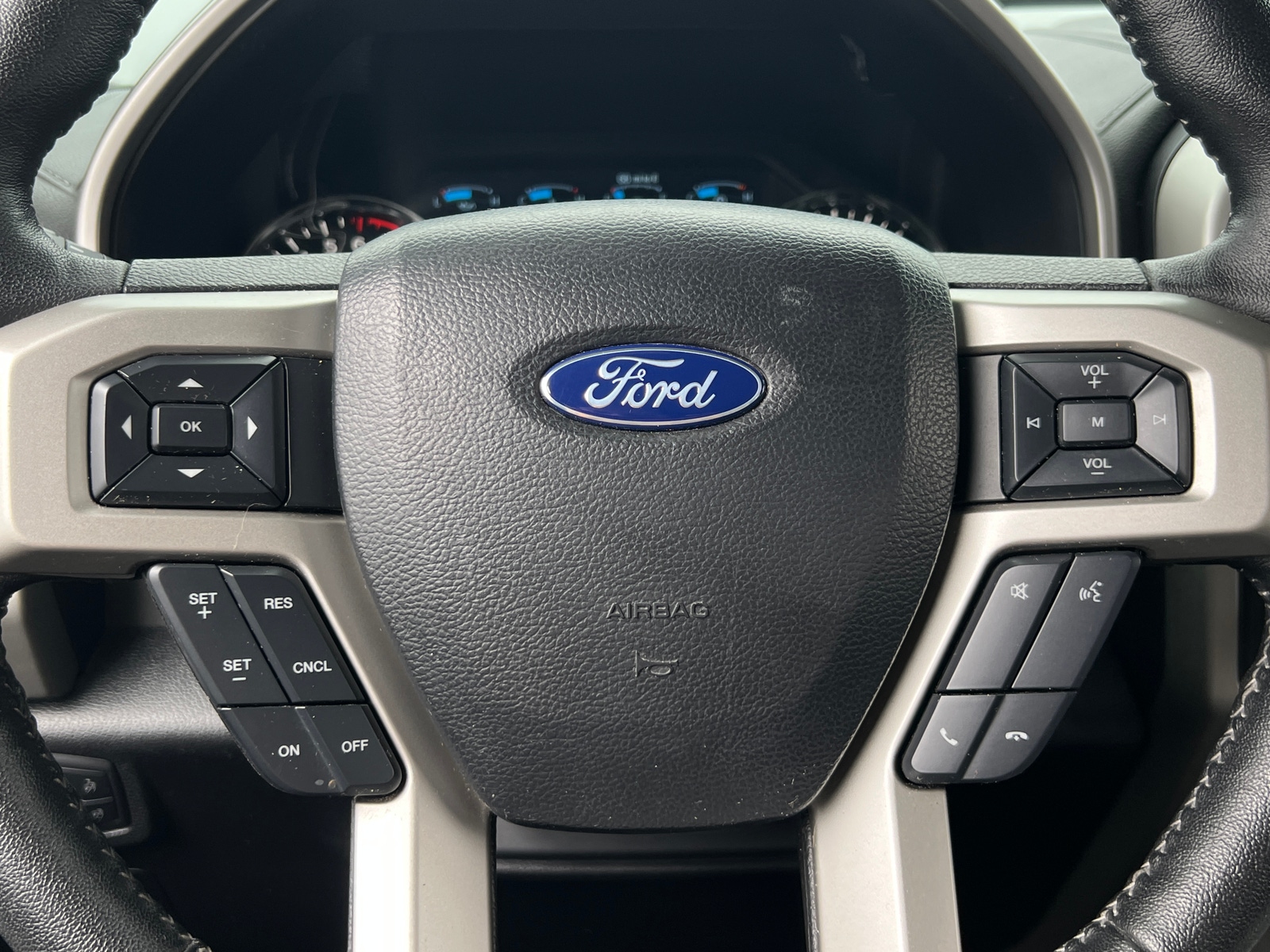 Thumbnail: 2019 Ford Econoline - 4