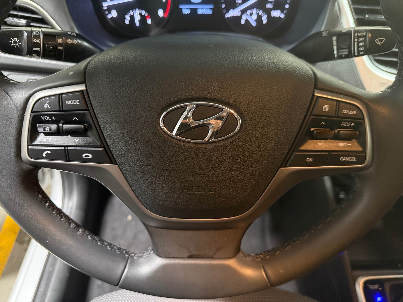 Thumbnail: 2022 Hyundai Accent - 5