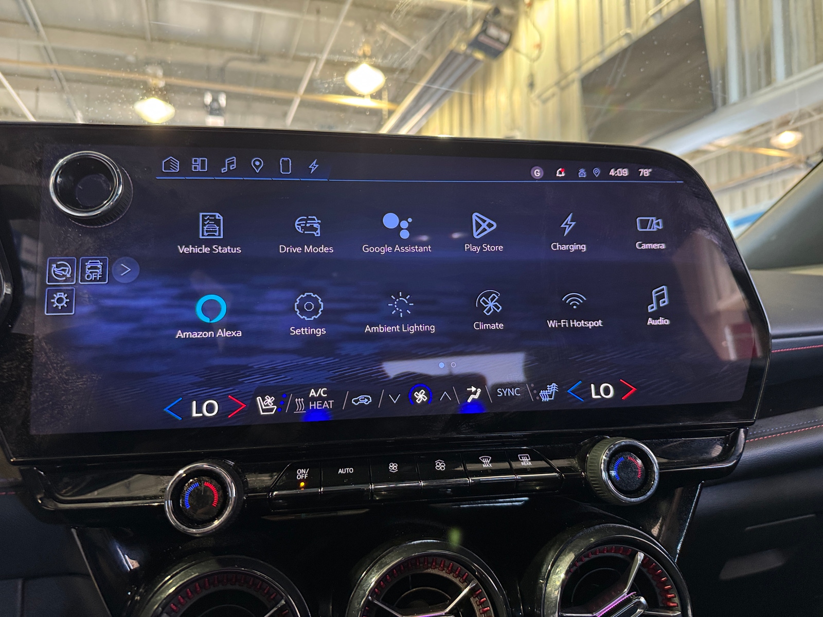 Thumbnail: 2024 Chevrolet Blazer EV - 3