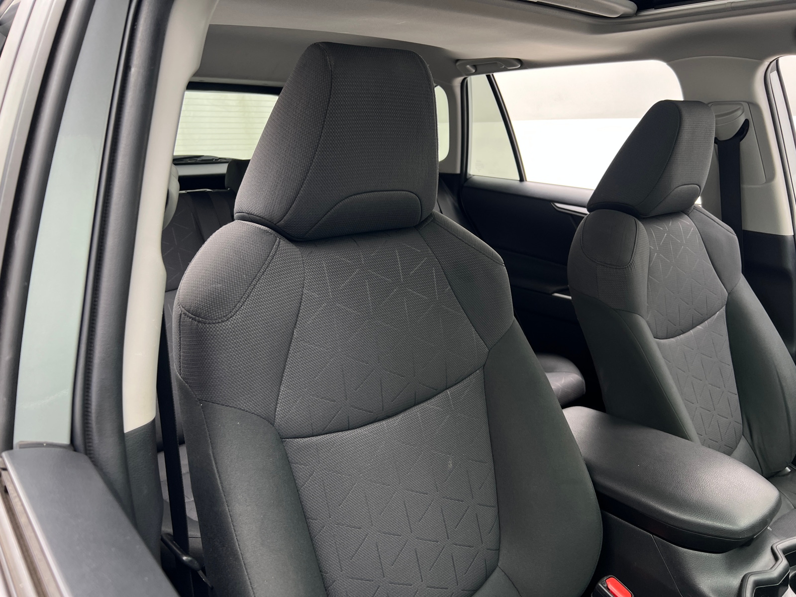Thumbnail: 2019 Toyota RAV4 - 2