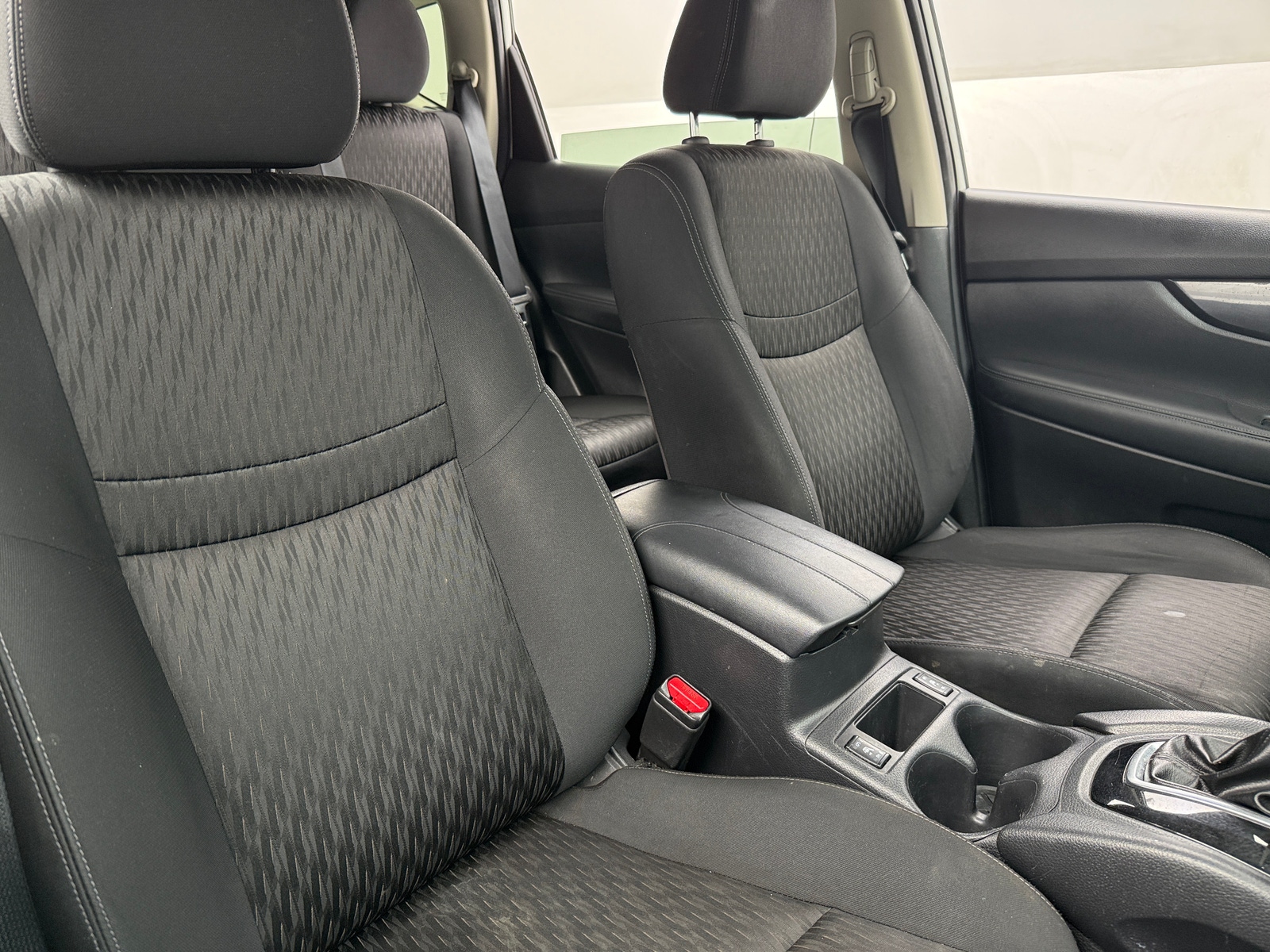 Thumbnail: 2018 Nissan Rogue - 2