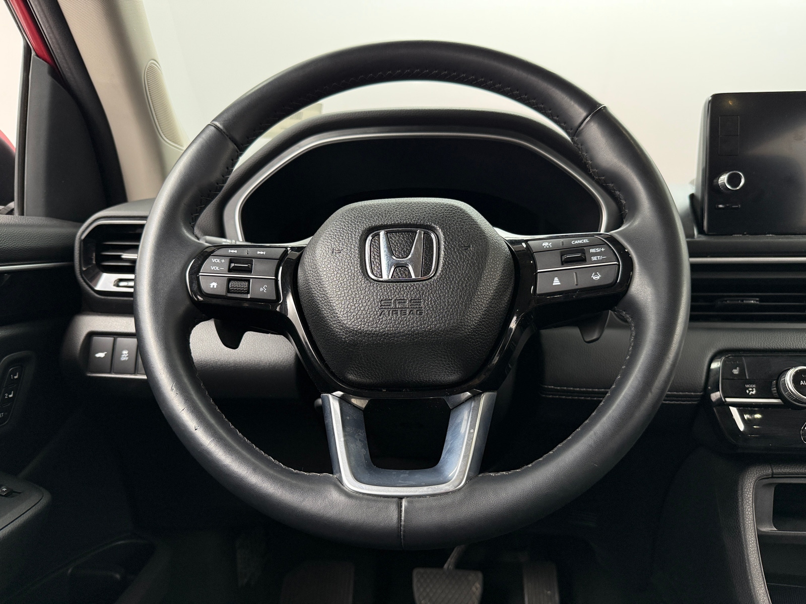 Thumbnail: 2023 Honda Pilot - 4