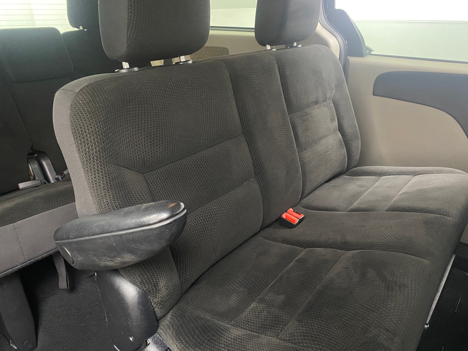 Thumbnail: 2018 Dodge Grand Caravan - 6
